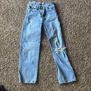 Women's Levi straight leg Jeans
